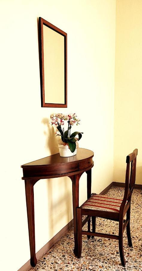 レッツェノCasa Antoアパートメント エクステリア 写真